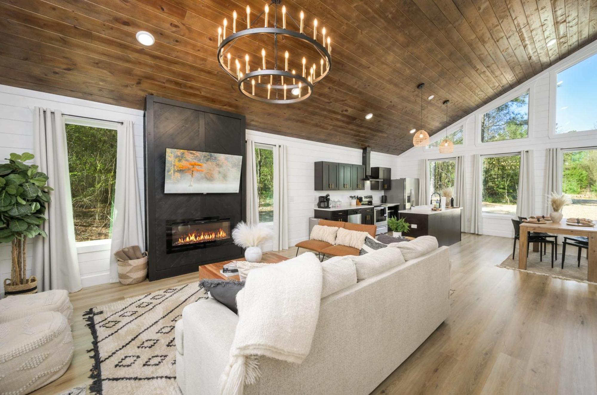 New Farmhouse-Chic Cabin With Hot Tub & Firepit Broken Bow Zewnętrze zdjęcie